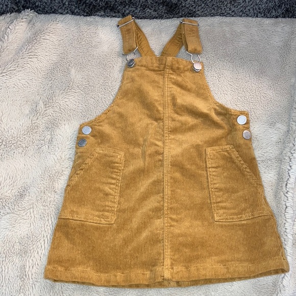 🔹4 for $30 H&M Corduroy Jumper, 4T - Picture 1 of 5